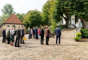 hochzeit_heiraten_schleswig_standesamt_deekelsen_cafe_lindauhof_landarzt_hochzeitsfotograf_standesamt_132.jpg
