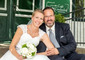 hochzeit_heiraten_schleswig_standesamt_deekelsen_cafe_lindauhof_landarzt_hochzeitsfotograf_standesamt_155.jpg