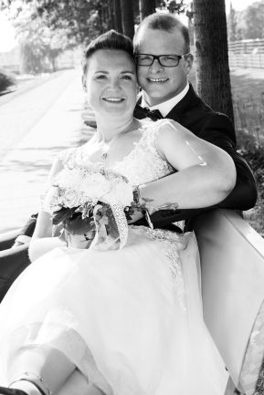 hochzeit_heiraten_schleswig_standesamt_koenigswiesen_rathaus_busdorf_hochzeitsfotograf_046.jpg
