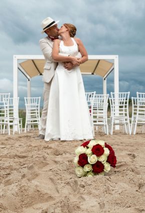 hochzeit_heiraten_schleswig_hochzeitsfotograf_marienbad_19146-08.jpg