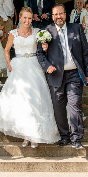 hochzeit_heiraten_schleswig_standesamt_deekelsen_cafe_lindauhof_landarzt_hochzeitsfotograf_standesamt_149.jpg