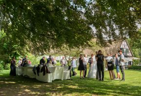 hochzeit_heiraten_schleswig_standesamt_deekelsen_cafe_lindauhof_landarzt_hochzeitsfotograf_standesamt_165.jpg