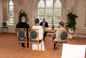 Hochzeit_Standesamt_Schleswig_Graukloster_heiraten_Trauung_796.jpeg