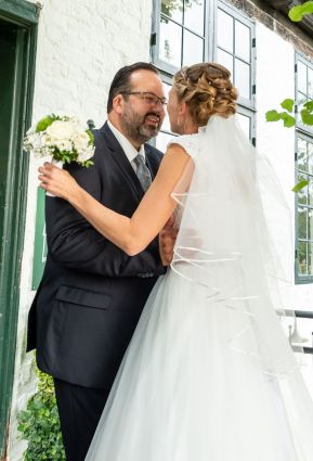 hochzeit_heiraten_schleswig_standesamt_deekelsen_cafe_lindauhof_landarzt_hochzeitsfotograf_standesamt_130.jpg