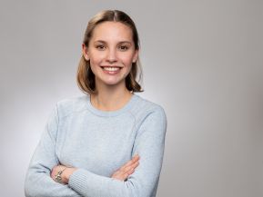 bewerbungsbilder_studio_schleswig_erfolg_karriere_businessprofil_24036.jpg