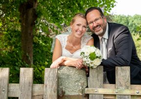 hochzeit_heiraten_schleswig_standesamt_deekelsen_cafe_lindauhof_landarzt_hochzeitsfotograf_standesamt_159.jpg