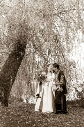 Gut_Emkendorf_Ritter_Mittelalter_Hochzeit_Kiel_Fotograf_Schleswig_Standesamt_heiraten308.jpg