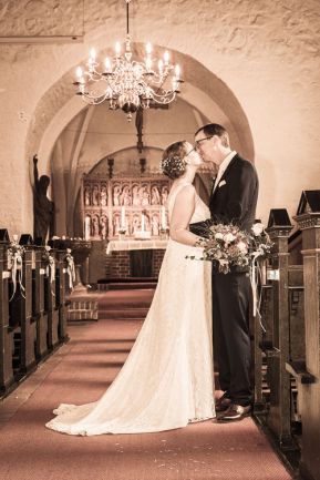 Hochzeit_Kirche_Haddeby_Schleswig_Trauung_heiraten_Fotograf_666.jpg