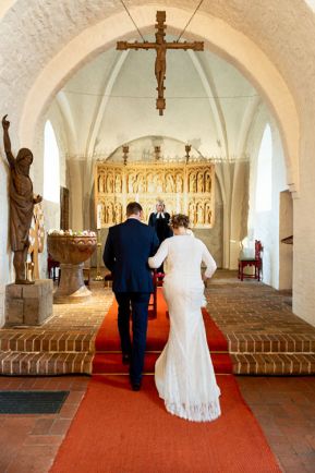 Hochzeit_Kirche_Haddeby_Schleswig_Trauung_heiraten_Fotograf_642.jpg
