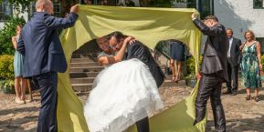 hochzeit_heiraten_schleswig_standesamt_deekelsen_cafe_lindauhof_landarzt_hochzeitsfotograf_standesamt_152.jpg