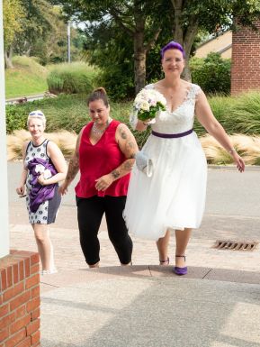 hochzeit_heiraten_schleswig_standesamt_koenigswiesen_rathaus_busdorf_hochzeitsfotograf_024.jpg