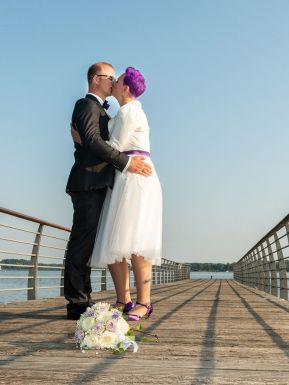 hochzeit_heiraten_schleswig_standesamt_koenigswiesen_rathaus_busdorf_hochzeitsfotograf_052.jpg